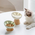 Cargar la imagen en la vista de la galería, Gamelle Céramique Inclinée Pour Chat Avec Support Bois