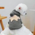 Cargar la imagen en la vista de la galería, Pull pour chien gris foncé à capuche, étoile beige nordique sur le dos, vêtement automne
