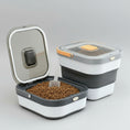 Load image into Gallery viewer, Boîte à croquettes pliable Oscar et Plume avec couvercle transparent et pelle pour nourriture animale