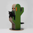 Load image into Gallery viewer, Arbre chat design en forme de cactus vert avec griffoir et chat noir allongé