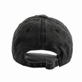 Charger l'image dans la visionneuse de la galerie, Casquette denim teckel noire avec fermeture arrière ajustable pour un style décontracté