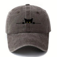 Cargar la imagen en la vista de la galería, Casquette imprimé chat grise avec un design de chat noir aux yeux jaunes sur le devant