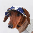 Carica l'immagine nel visualizzatore della galleria, Chapeau pour chien en tissu léger avec motif floral pour un look stylé en été