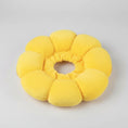 Charger l'image dans la visionneuse de la galerie, Collerette protection chat douce jaune en forme de fleur pour éviter que le chat se lèche