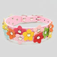 Load image into Gallery viewer, Collier chien fleurs en cuir rose orné de fleurs multicolores pour un style joyeux et coloré