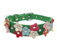 Load image into Gallery viewer, Collier chien fleurs vert avec décorations florales multicolores par Oscar et Plume