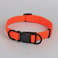 Charger l'image dans la visionneuse de la galerie, Collier chien imperméable orange avec boucle noire résistante et anneaux métalliques