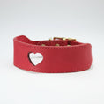 Load image into Gallery viewer, Collier cuir pour lévrier rouge avec un cœur découpé pour un style unique