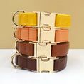 Charger l'image dans la visionneuse de la galerie, Collier personnalisable pour chien en cuir avec boucle dorée, disponible en jaune, orange, chocolat et marron