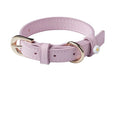 Charger l'image dans la visionneuse de la galerie, Collier pour chat rose pastel avec boucle dorée et petite fleur blanche décorative