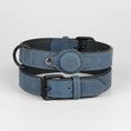 Charger l'image dans la visionneuse de la galerie, Collier pour chien Airtag en cuir bleu avec boucle noire et housse de protection pour Airtag