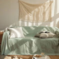Load image into Gallery viewer, Couverture protection canapé chien et chat Oscar et Plume en tissu vert doux avec coussins décoratifs