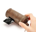 Charger l'image dans la visionneuse de la galerie, Distributeur sacs crotte cuir marron compact avec fermeture éclair facile à transporter