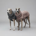 Load image into Gallery viewer, Doudoune imperméable pour chien en gris et rose, parfaite pour garder votre animal au chaud par temps froid