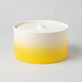 Load image into Gallery viewer, Fontaine en céramique pour chat Oscar et Plume dégradé jaune et blanc pour hydratation facile