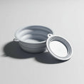 Charger l'image dans la visionneuse de la galerie, Gamelle voyage chat chien pliable en silicone gris de la marque Oscar et Plume