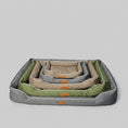 Charger l'image dans la visionneuse de la galerie, Lit imperméable pour chien en plusieurs tailles avec rebords rembourrés et coloris kaki et gris