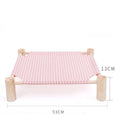 Load image into Gallery viewer, Lit pour chat en bois avec tissu à carreaux roses pour le confort de votre animal