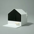 Charger l'image dans la visionneuse de la galerie, Litière design chat en forme de maison moderne avec pelle intégrée et surface blanche minimaliste