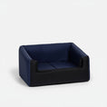Load image into Gallery viewer, Maison design chien chat Oscar et Plume panier confortable bleu et noir pour chien