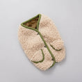 Cargar la imagen en la vista de la galería, Manteau polaire pour chien doux et chaud avec poches et boutons vert canard