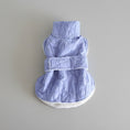 Cargar la imagen en la vista de la galería, Manteau pour lévrier whippet en lilas, avec doublure en fourrure douce pour le confort et la chaleur