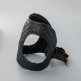 Carica l'immagine nel visualizzatore della galleria, harnais réglable pour petit chien noir matelassé avec boucle dorée et sangle ajustable