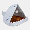 Charger l'image dans la visionneuse de la galerie, Cocon baleine ou requin pour chat Oscar et Plume Gris (Requin)