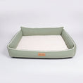 Load image into Gallery viewer, Panier chien confortable vert olive avec coussin doux et bordures rembourrées par Oscar et Plume