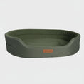 Charger l'image dans la visionneuse de la galerie, Panier lavable pour chien en vert olive avec un design confortable et élégant
