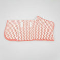 Charger l'image dans la visionneuse de la galerie, Serviette séchage chien Oscar et Plume motif zigzag orange et blanc pour un séchage rapide
