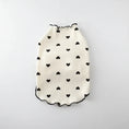 Carica l'immagine nel visualizzatore della galleria, T-shirt coton pour petit chien avec un motif de cœurs noirs sur fond blanc