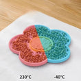 Charger l'image dans la visionneuse de la galerie, Tapis à lécher pour chien et chat en forme de fleur avec zones colorées pour températures chaudes et froides