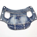 Charger l'image dans la visionneuse de la galerie, Veste en jean pour chien en denim avec anneau métallique et boutons pressions par Oscar et Plume