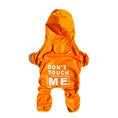 Carica l'immagine nel visualizzatore della galleria, Veste pluie pour chien orange avec capuche et texte blanc Don't Touch Me par Oscar et Plume