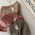 Carica l'immagine nel visualizzatore della galleria, Chemise élégante pour chien en tissu gaufré beige, rose et gris par Oscar et Plume