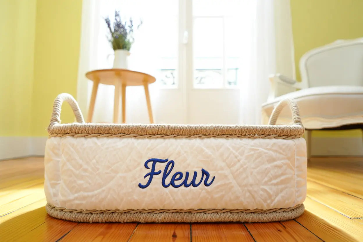 Panier pour chien personnalisé prénom brodé ou gravé