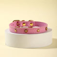 Load image into Gallery viewer, Collier en cuir durable avec rivet pour chat Oscar et Plume Rose / XS
