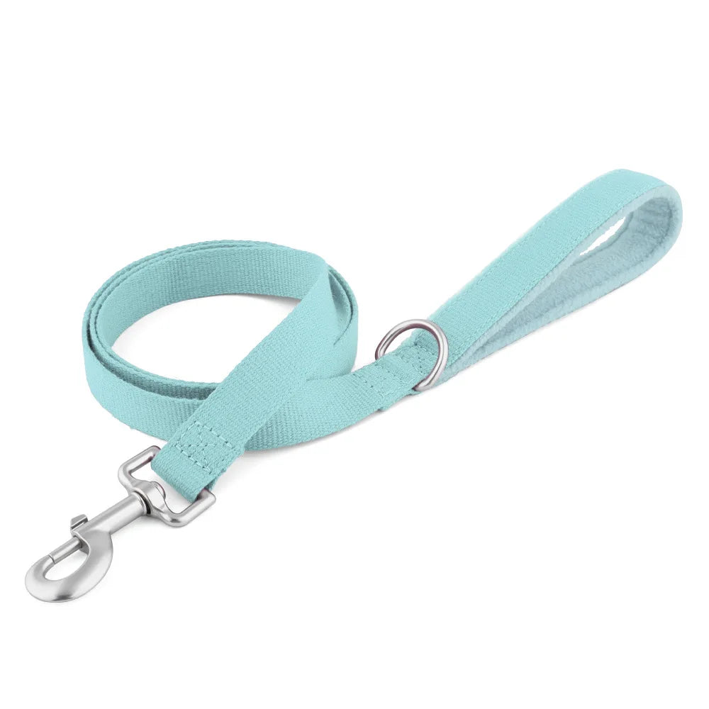 Laisse pour chien réglable en coton bleu clair, parfaite pour les promenades confortables