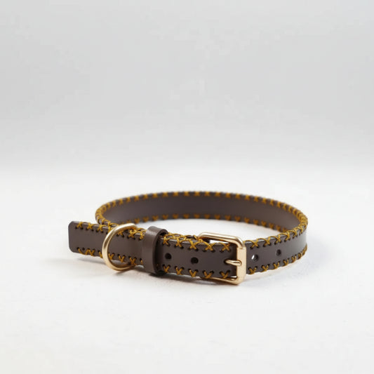 Collier En Cuir Avec Piqures Pour Chien