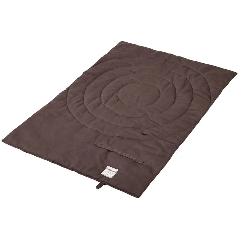 Tapis imperméable pour chien Oscar et Plume Chocolat