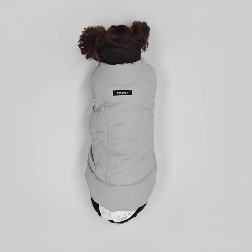 Veste réversible pour teckel de couleur grise, idéale pour garder votre animal au chaud