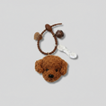 Cargar la imagen en la vista de la galería, porte-clés caniche en peluche marron par Oscar et Plume avec tête douce, anneau tressé, grelot et pendentif coeur
