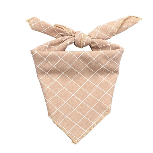 Bandana coton pour chien beige à carreaux blancs de la marque Oscar et Plume