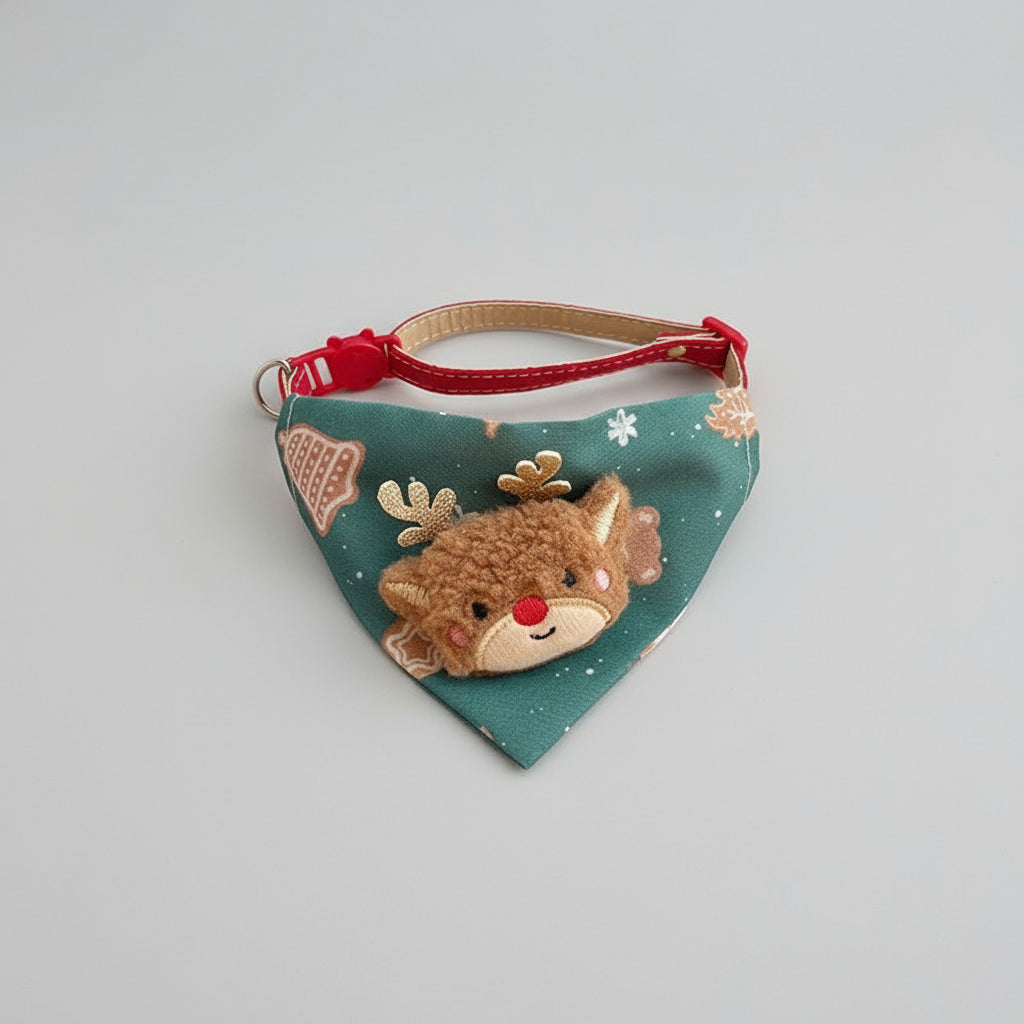 Bandana Noël pour chat et chien avec motif de renne en peluche et décoration festive