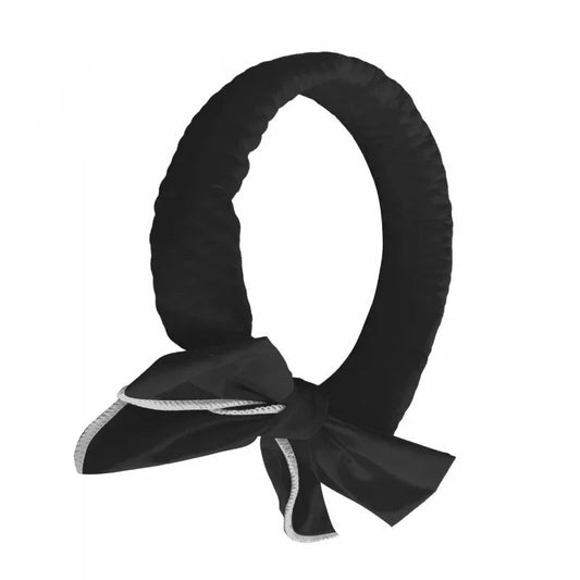 Bandana rafraîchissant pour chien noir avec bordure blanche signé Oscar et Plume