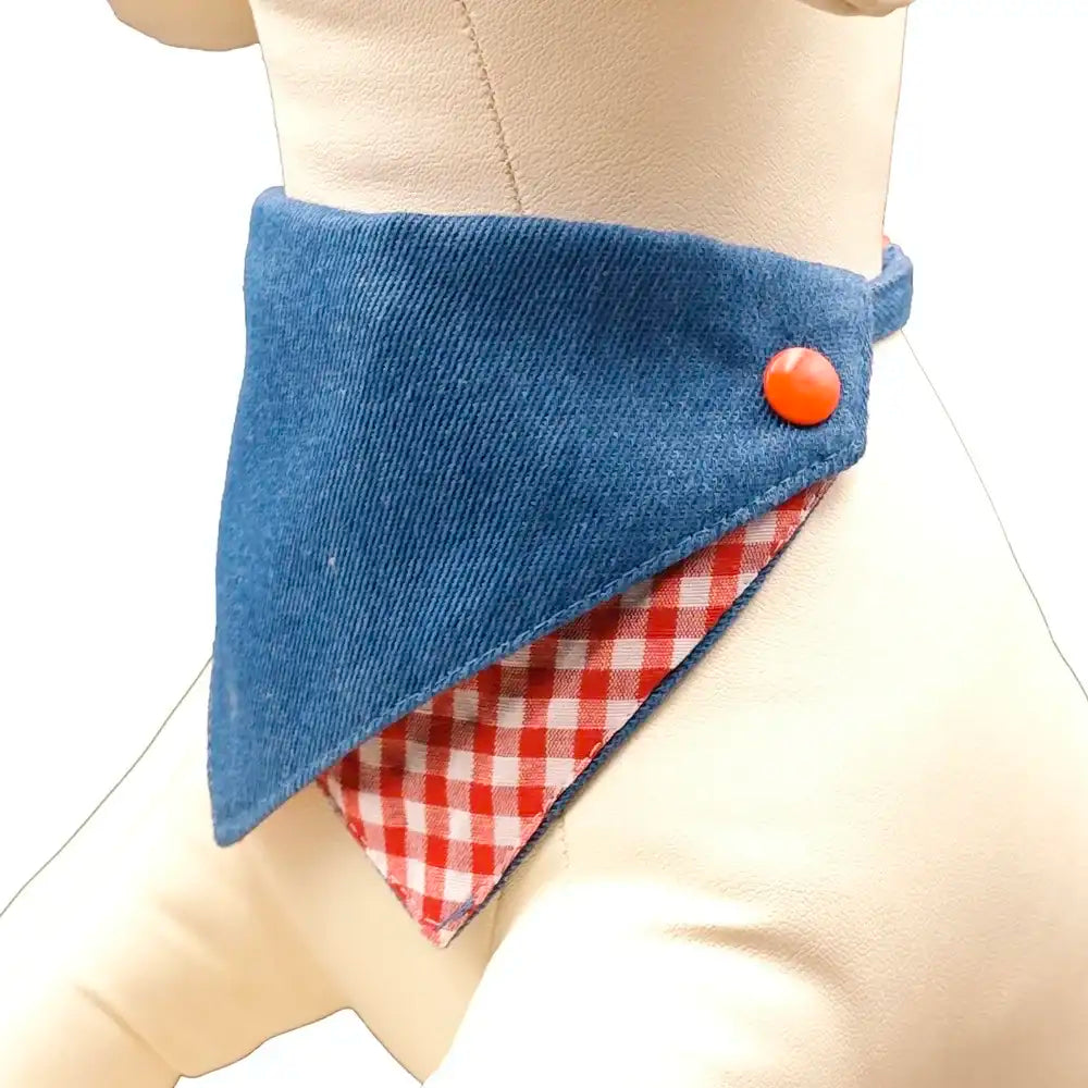 Bandana réglable pour chien et chat en denim avec motif vichy rouge et blanc