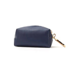 alt
Distributore di sacchetti per deiezioni canine in similpelle blu navy con attacco metallico dorato