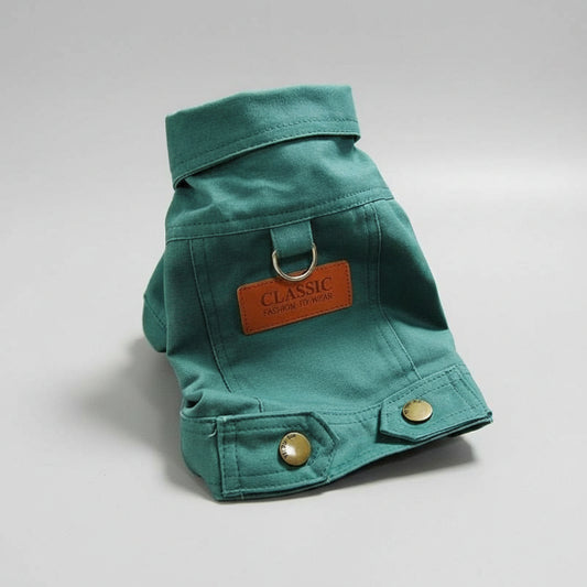 Blouson toile pour chien vert style classique avec fermeture bouton et anneau pour laisse
