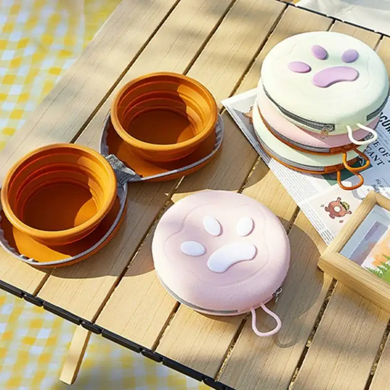 Set de bols pliables en silicone pour chien et chat avec designs colorés et fermeture pratique